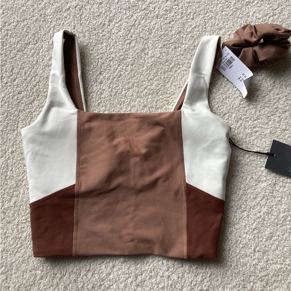 Abercrombie & Fitch sports bra (PRICEDROP) - Picture 5 of 5